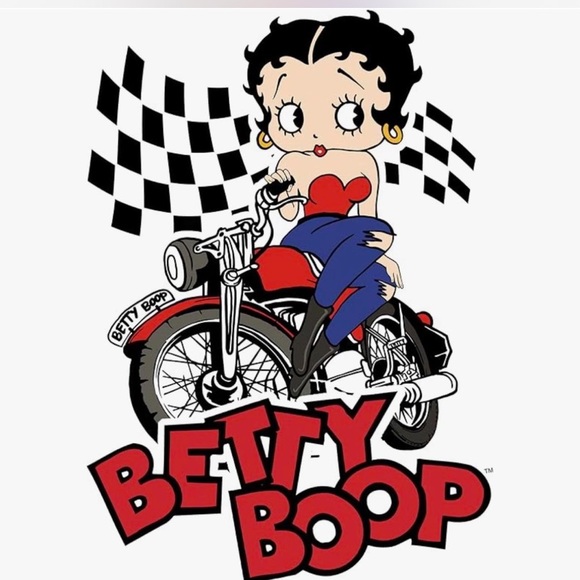 NWT Betty Boop Graphic T-Shirt - Picture 2 of 4